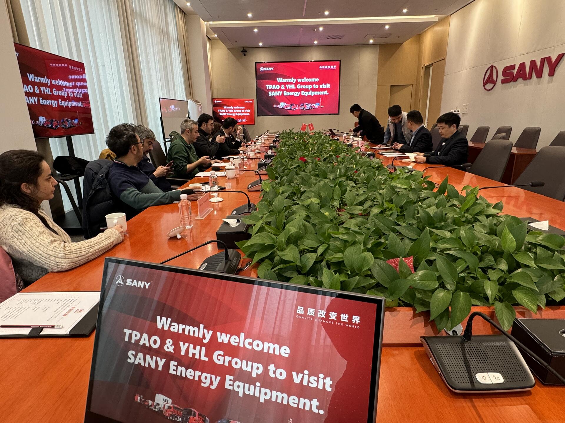 YHL Hosts Series of On-Site Factory Visits in China