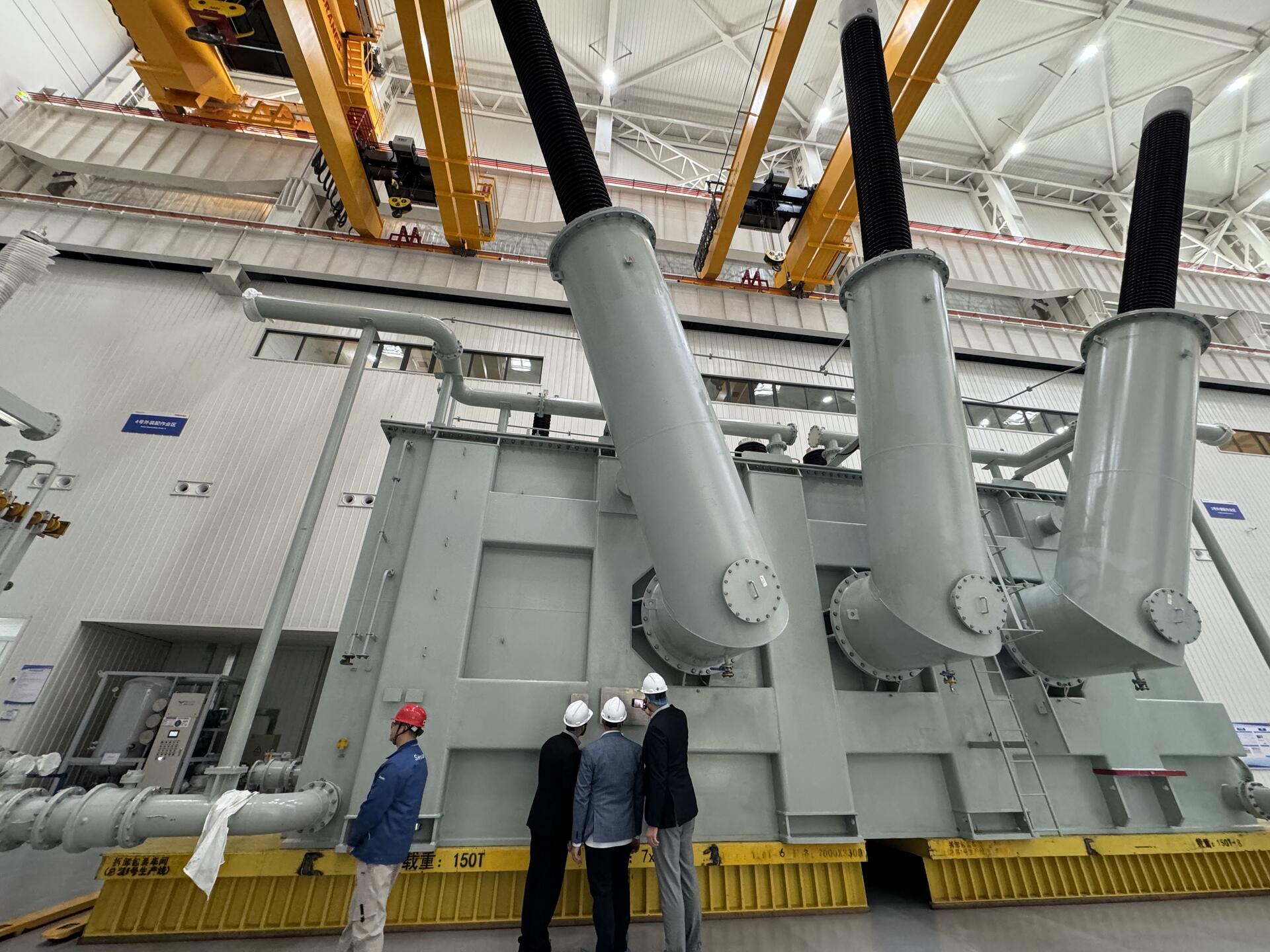 YHL Hosts Series of On-Site Factory Visits in China